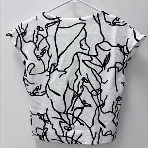 SHEIN 0XL Black and White Abstract Short Sleeve Crop Top